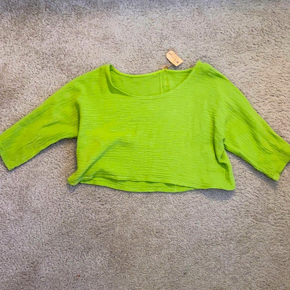 Green Cotton Crop Top “Top Avocado” from Camille